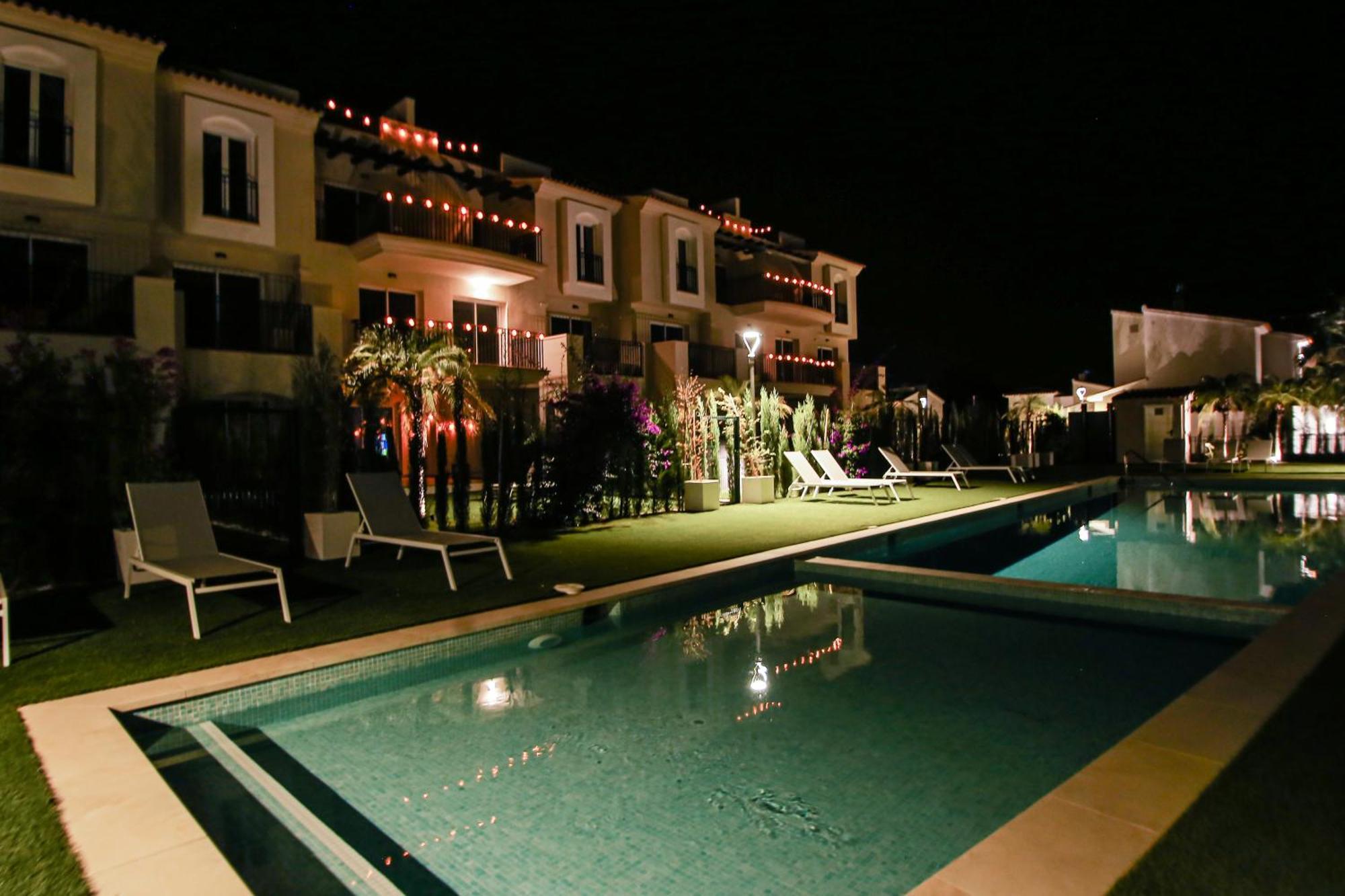 Modern Flat With Montgo View Appartement Dénia Buitenkant foto
