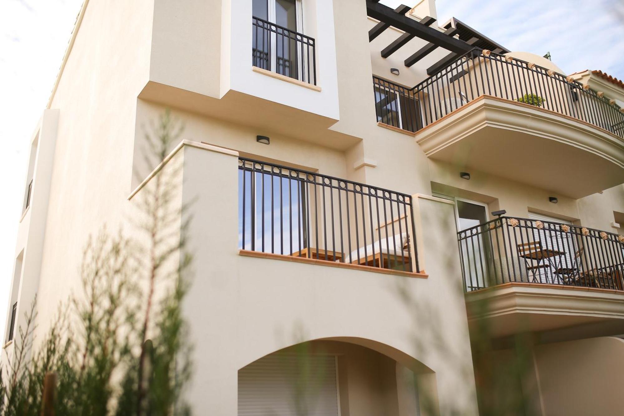 Modern Flat With Montgo View Appartement Dénia Buitenkant foto