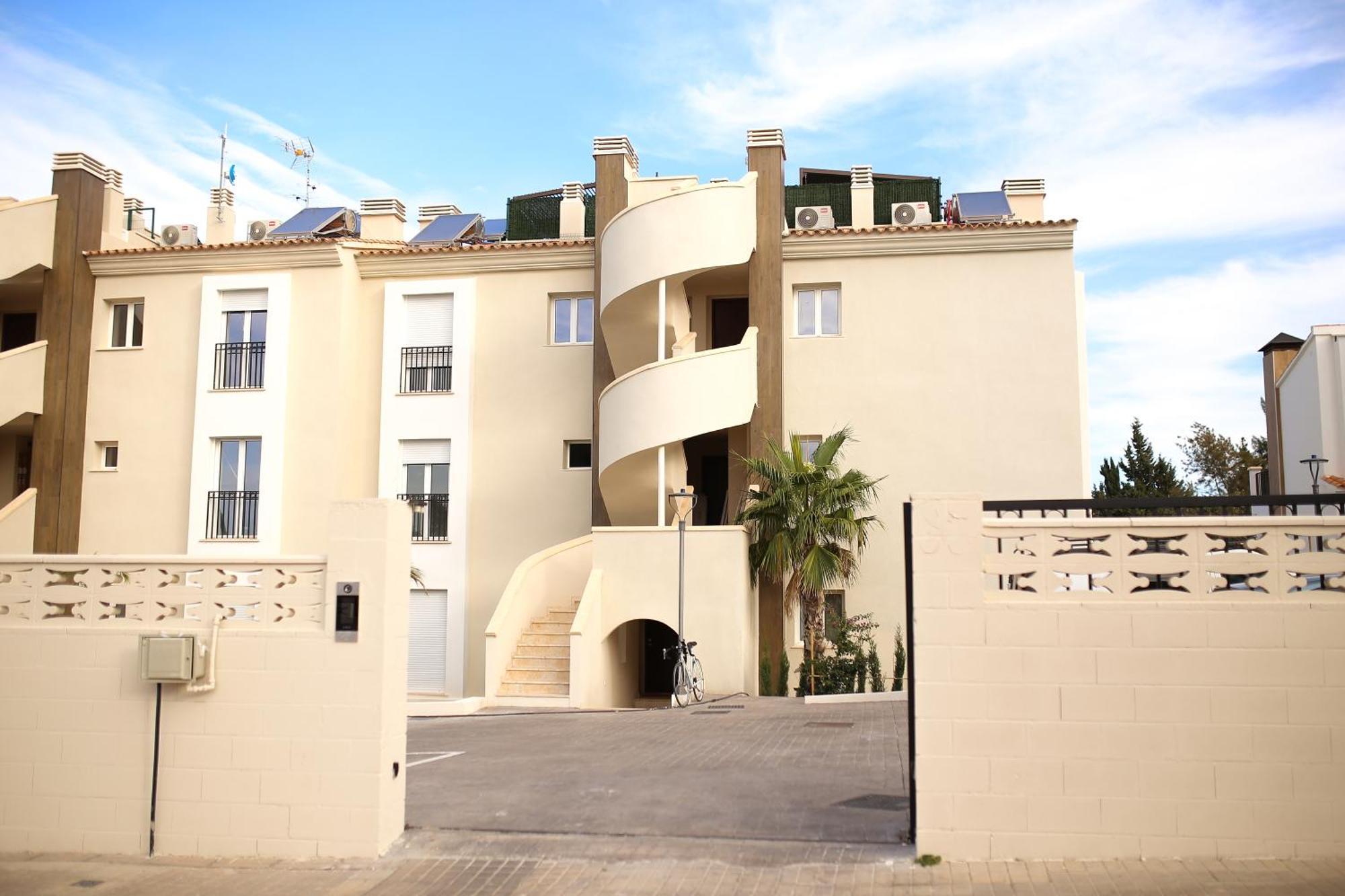 Modern Flat With Montgo View Appartement Dénia Buitenkant foto