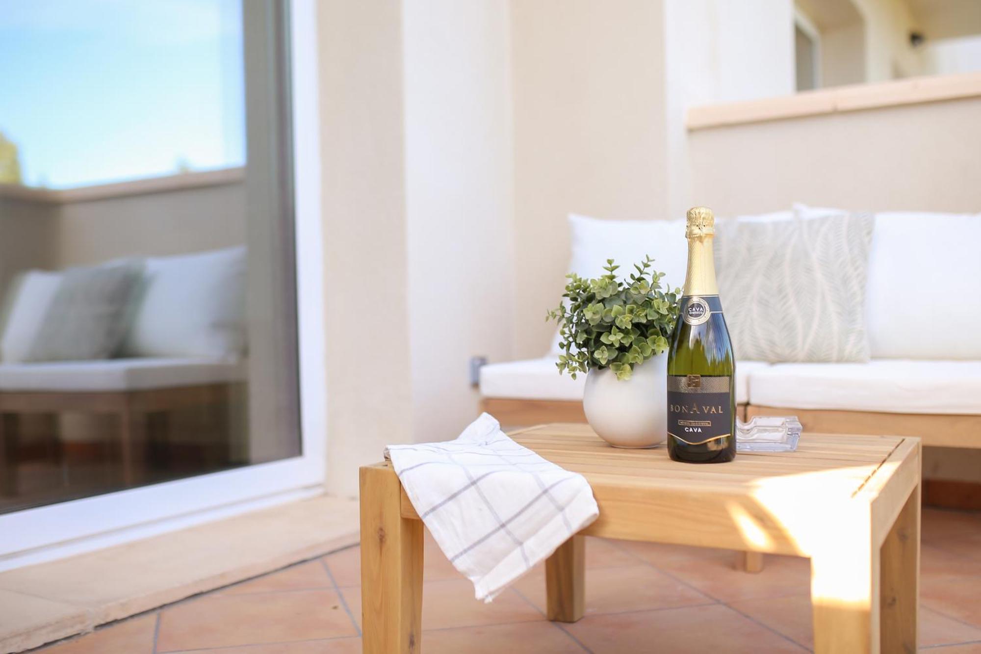 Modern Flat With Montgo View Appartement Dénia Buitenkant foto